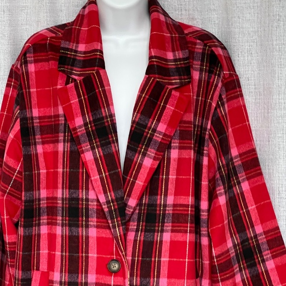 Old Navy Coat Size XL Red Pink Plaid Button Up Pockets Tartan Long Oversized - Picture 2 of 6